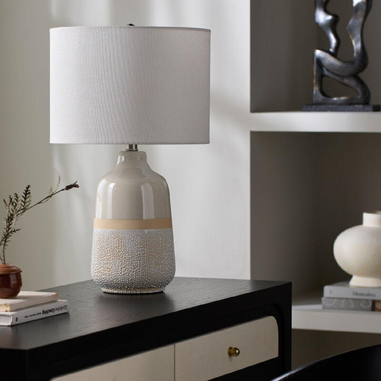 Glazed White Ceramic Table Lamp | Oroa.com