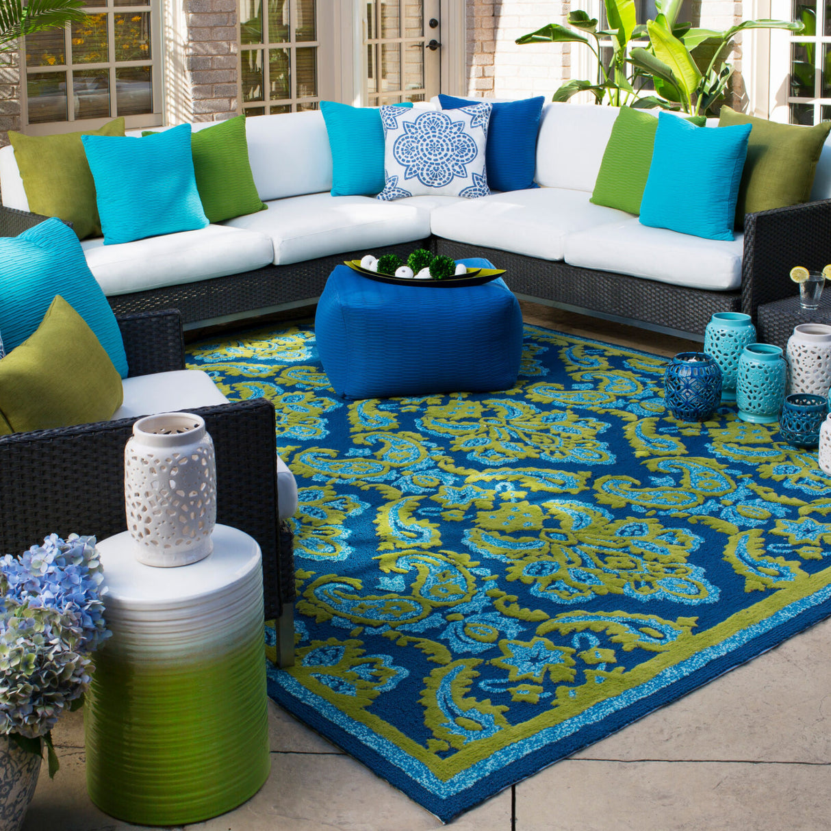 Modern European furniture - Ceramic Cylindrical Outdoor Stool - www.oroa.com | Oroa.com