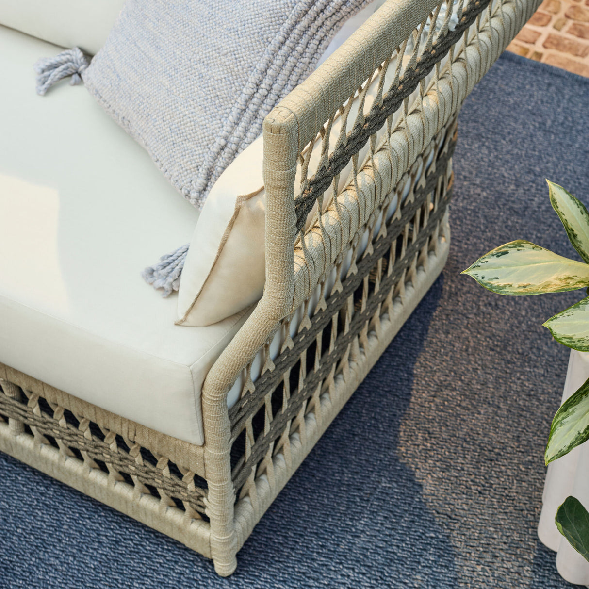 Modern European furniture - Cream Aluminum Outdoor Sectional Sofa - www.oroa.com | Oroa.com