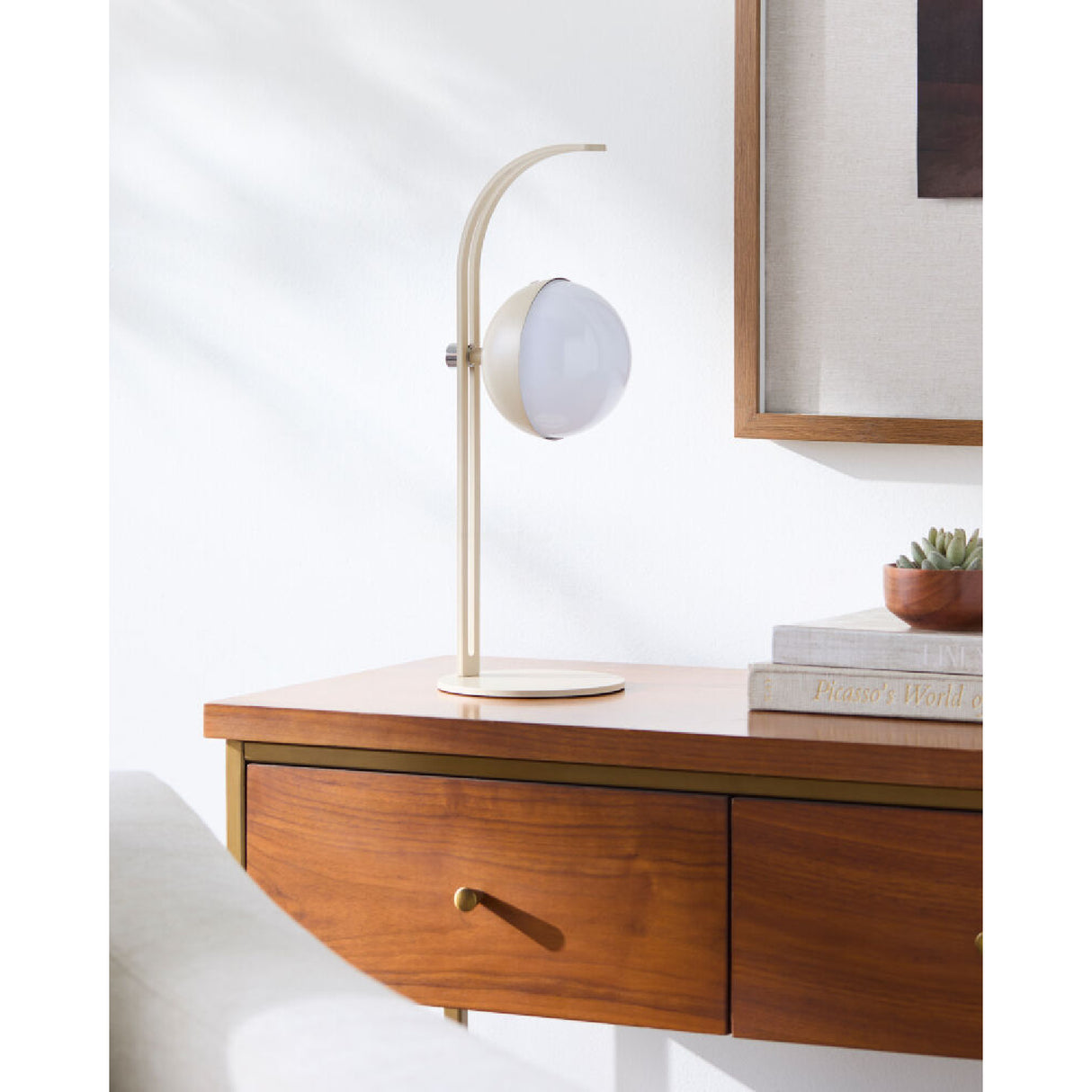 Painted Iron Modern Table Lamp | Oroa.com