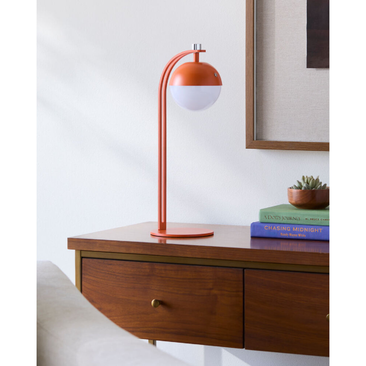Painted Iron Modern Table Lamp | Oroa.com