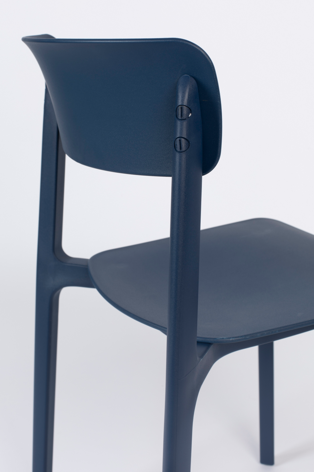 Fiberglass Modern Dining Chairs (4) | DF Clive | Oroa.com