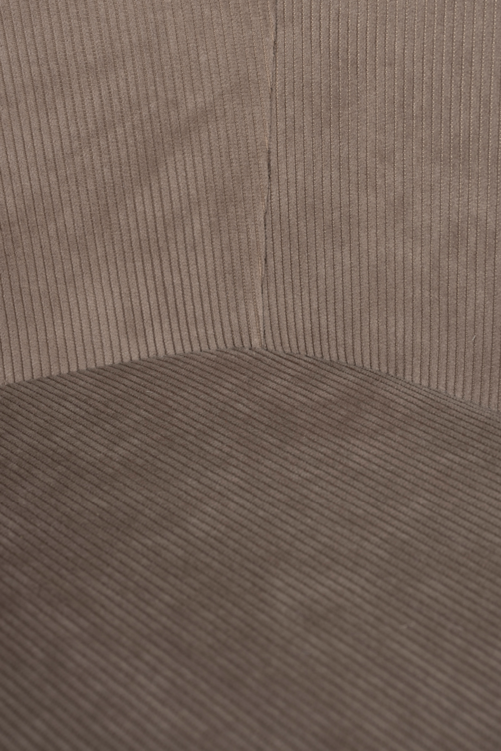 Upholstered Swivel Office Armchair | DF Junzo | OROA.com