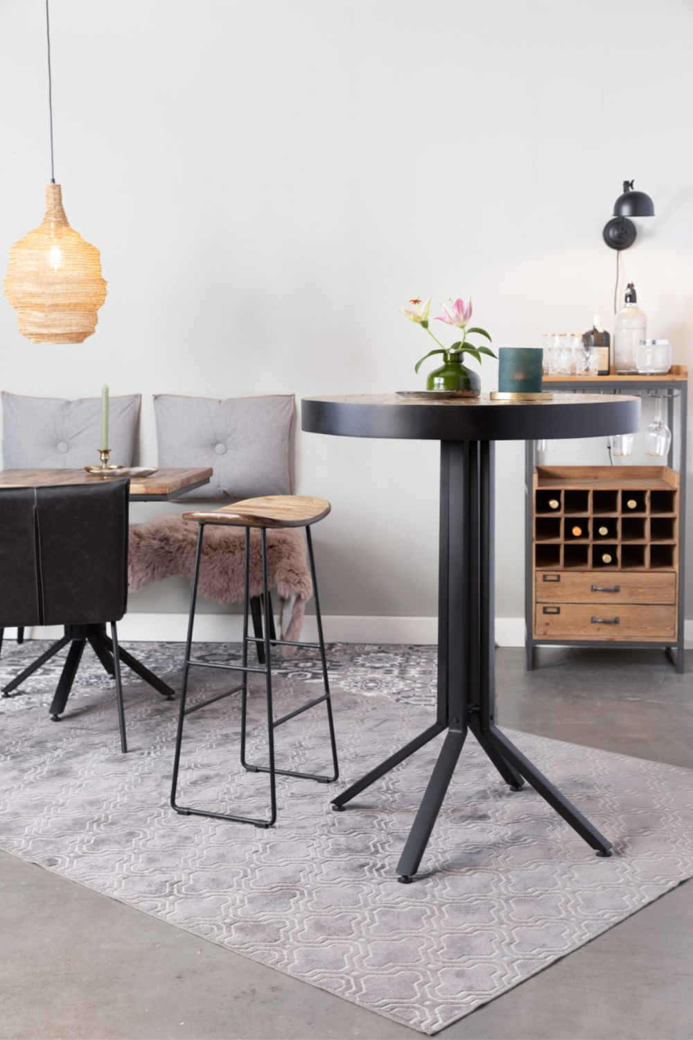Wood Saddle Bar Stool | DF Tangle | Oroa.com