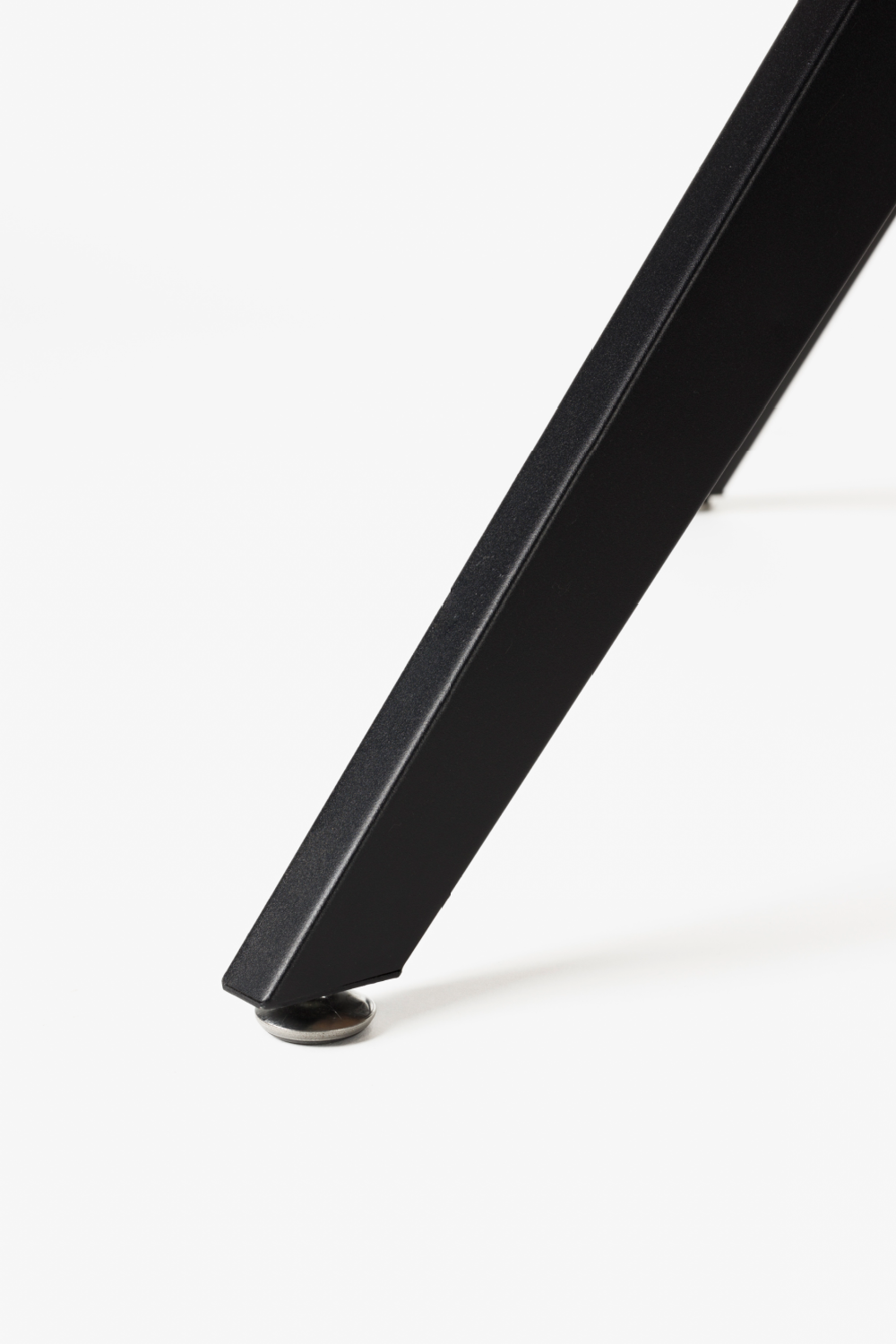 Modern Brown Dining Table | DF Chase | OROA.com