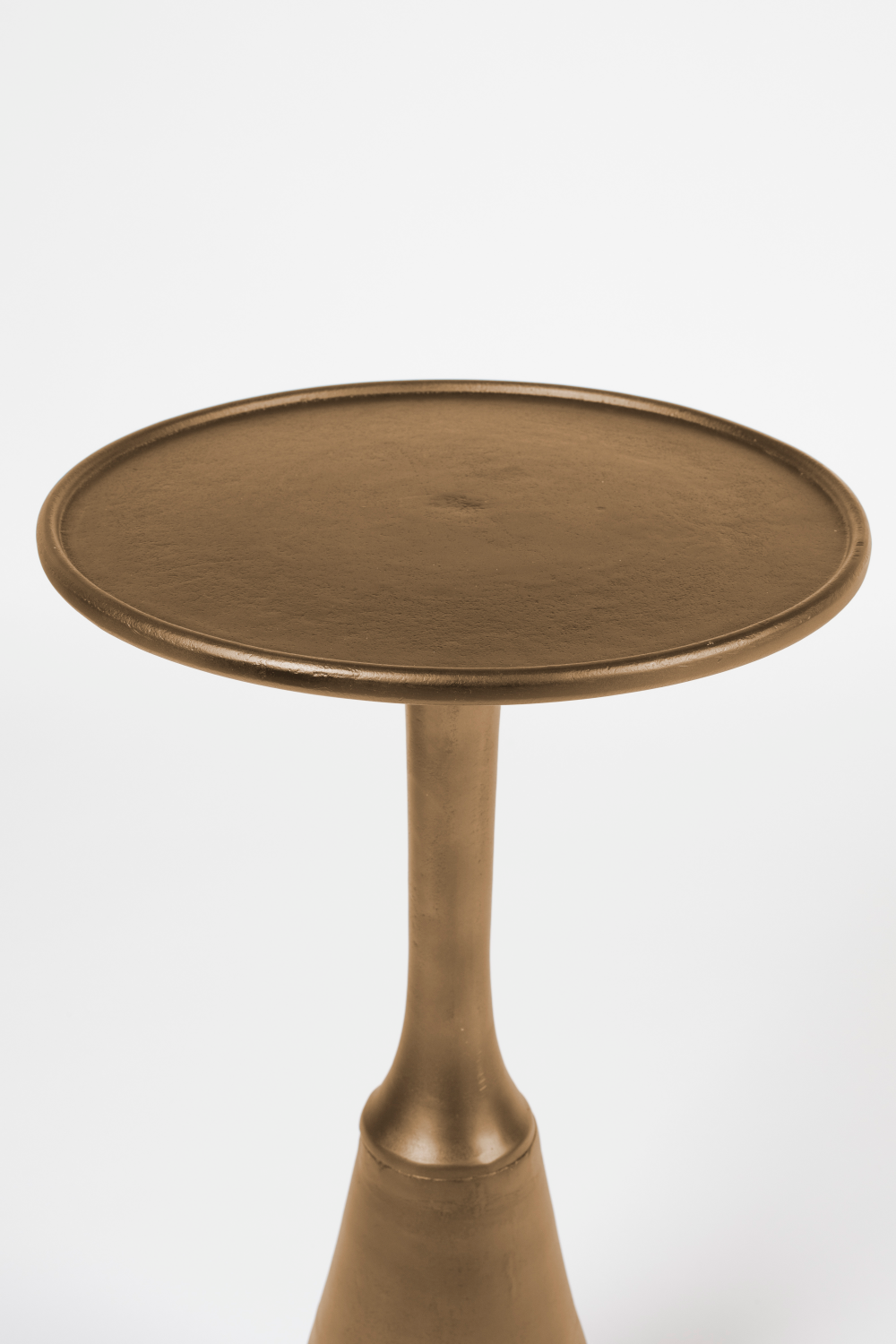 Antique Pedestal Side Table | DF Noah | Oroatrade.com