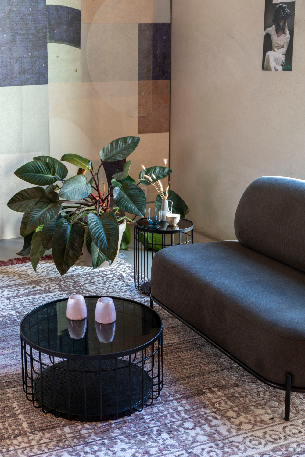 Black Industrial Side Table | DF Lance | Oroa.com