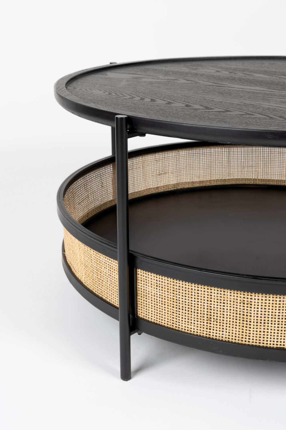 Modern Rattan Coffee Table | DF Makoto | OROA.com