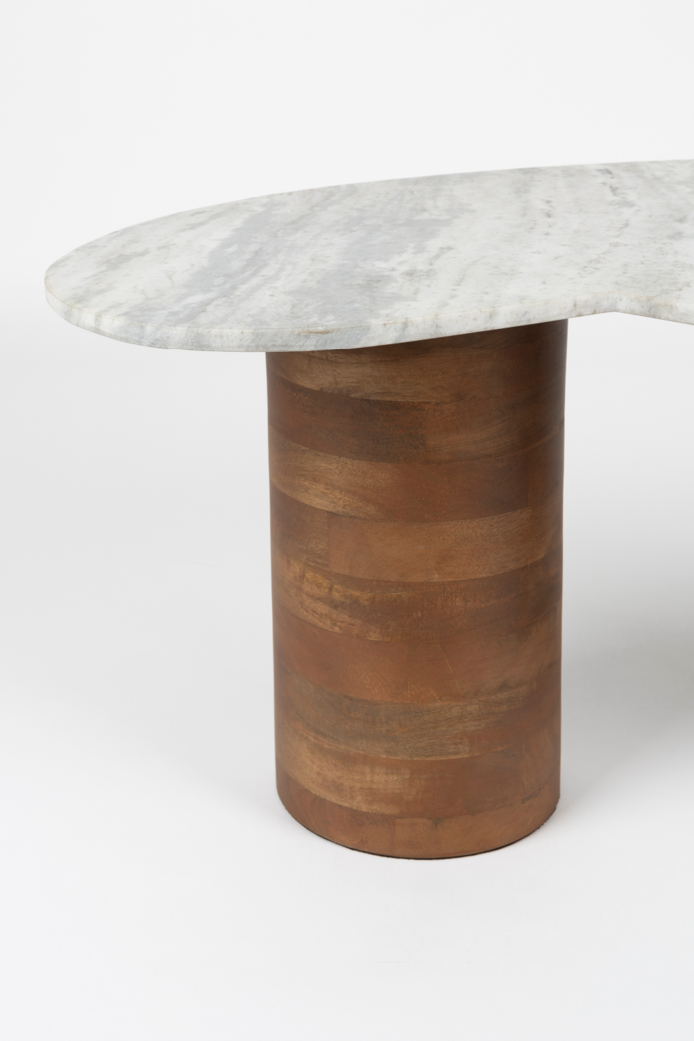 Marble Organic Coffee Table | DF Peli | OROA.com