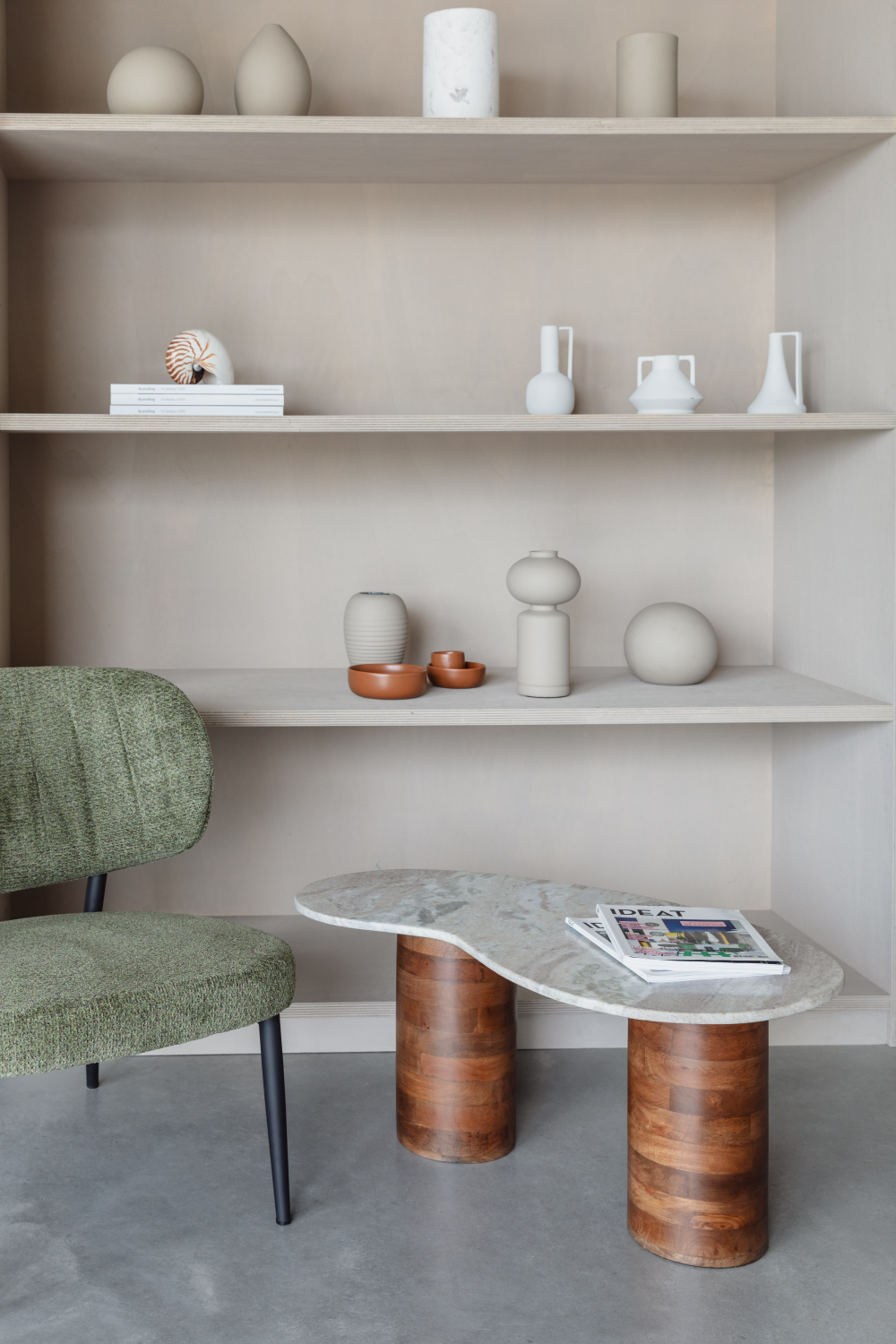 Marble Organic Coffee Table | DF Peli | OROA.com