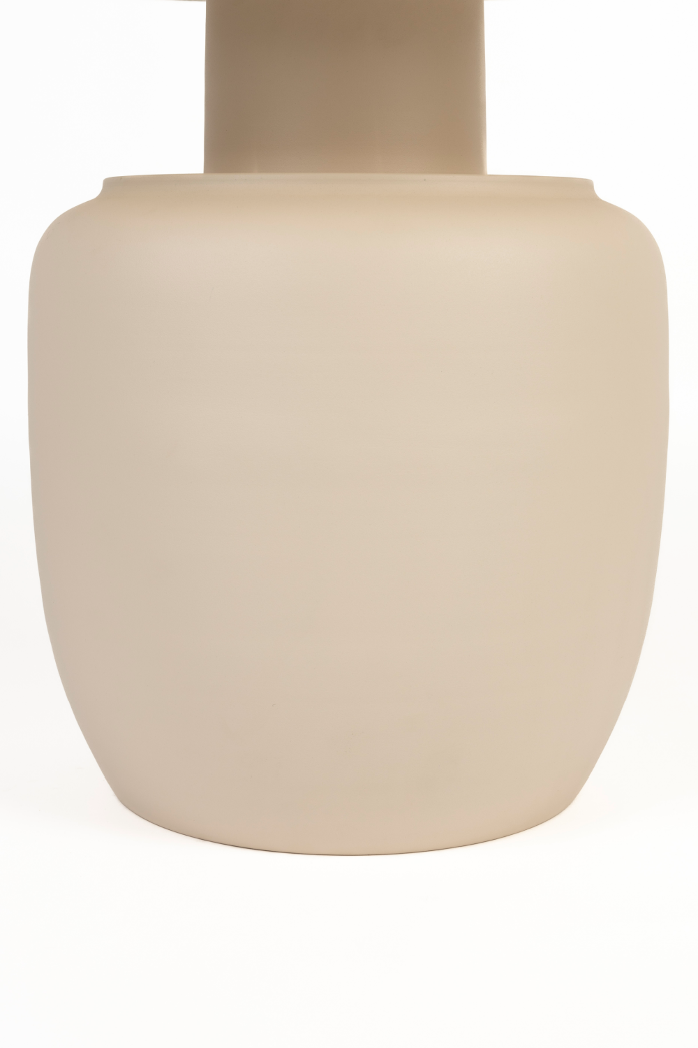 Beige Modern Side Table | DF Karula | OROA.com