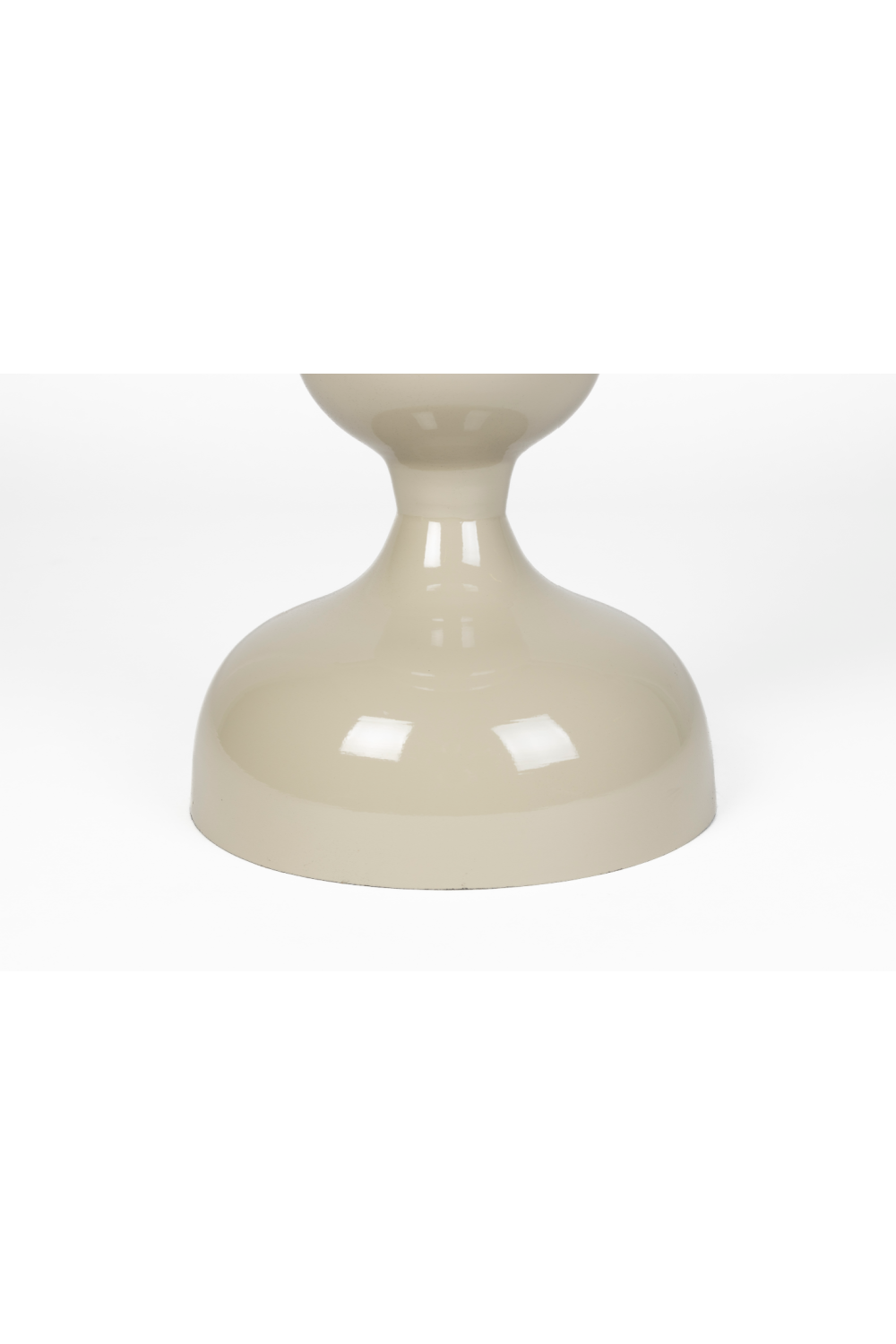 Modern Metal Side Table | DF Lars | OROA.com