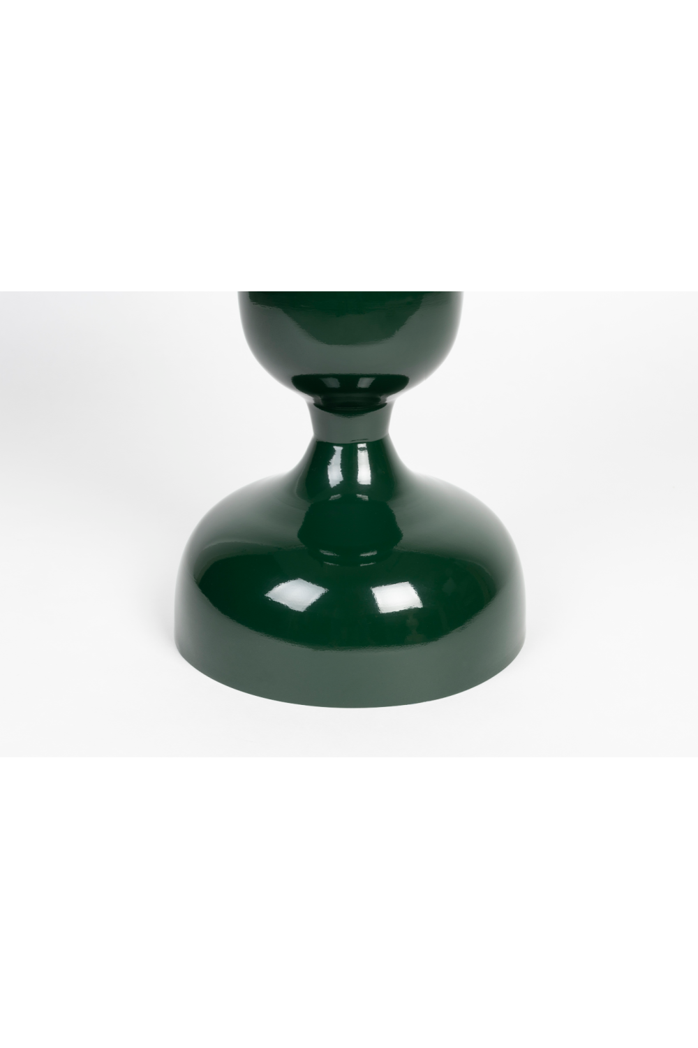 Modern Metal Side Table | DF Lars | OROA.com