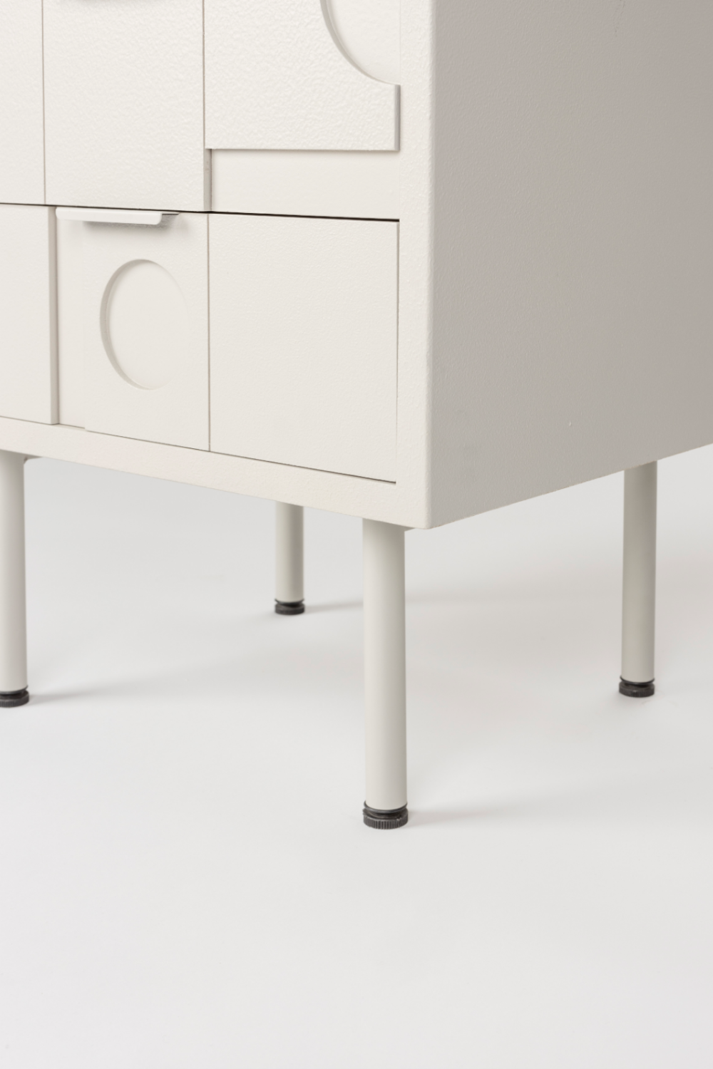White Wooden Bedstand | DF Funk | OROA.com