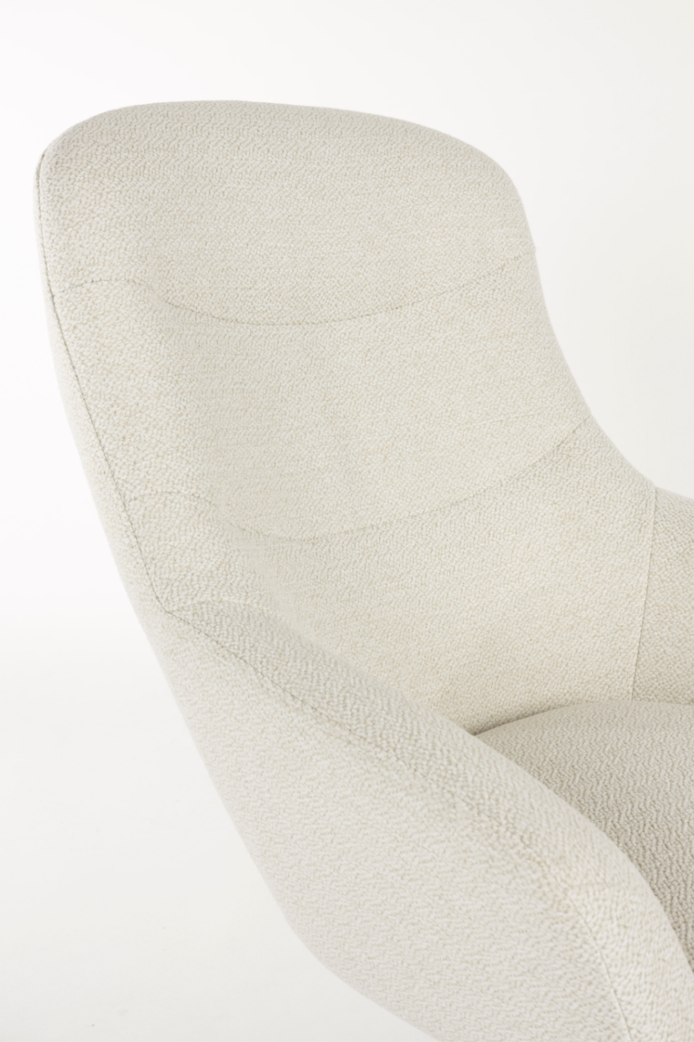 Upholstered Swivel Lounge Armchair | DF Yuki | Oroa.com