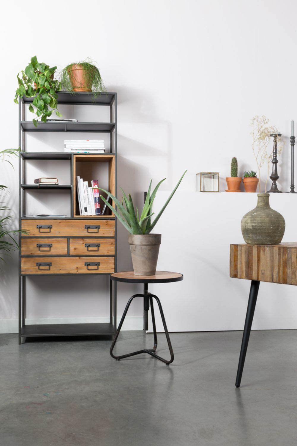 Multilevel Bookcase | DF Samuel | OROA.com