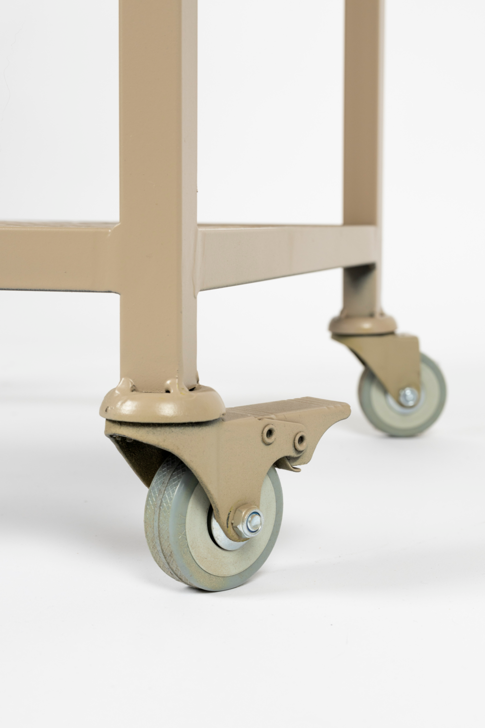 Contemporary Tray Shelf | Oroa.com