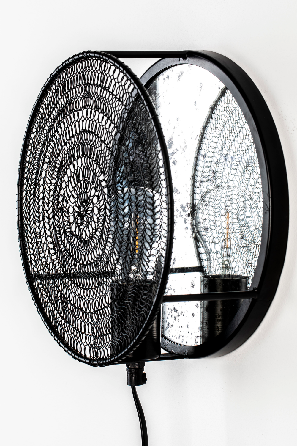 Circular Contemporary Wall Lamp | Oroa.com