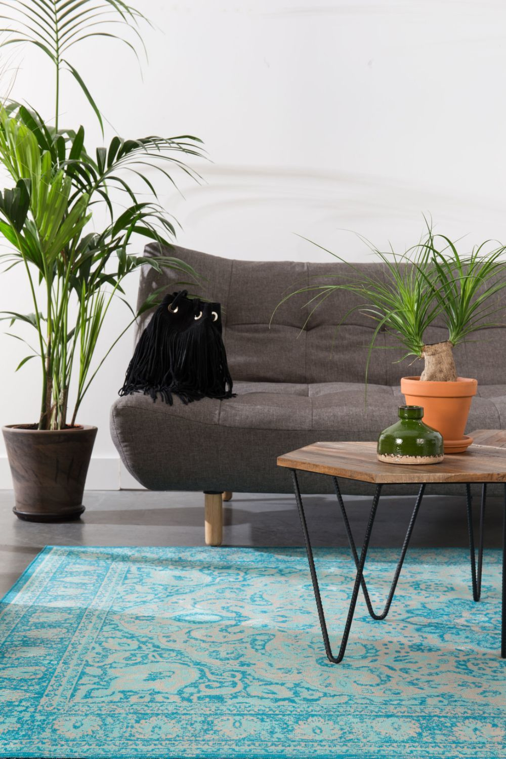 Blue Oriental Carpet 5' x 7'5" | DF Chi | Oroatrade.com