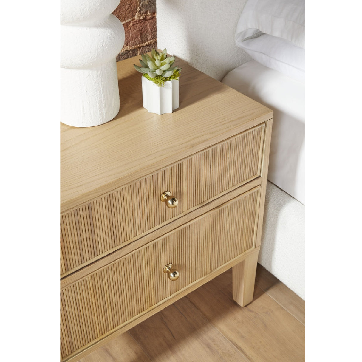 2-Drawer Oak Nightstand S | Oroa.com