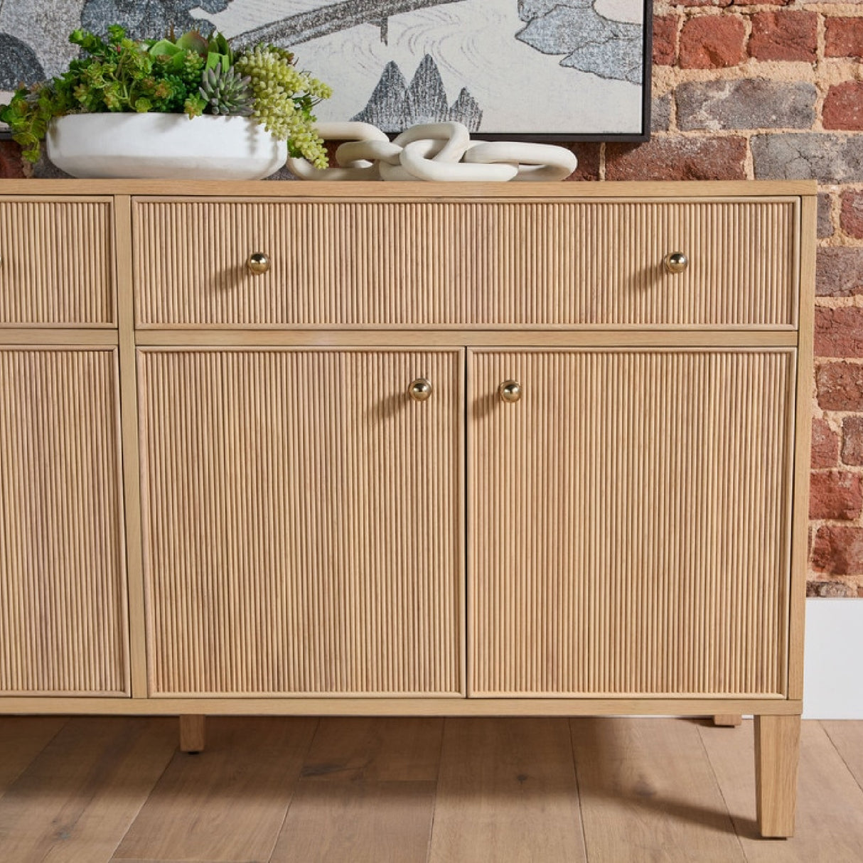 Fluted Solid Wood Media Sideboard | Oroa.com