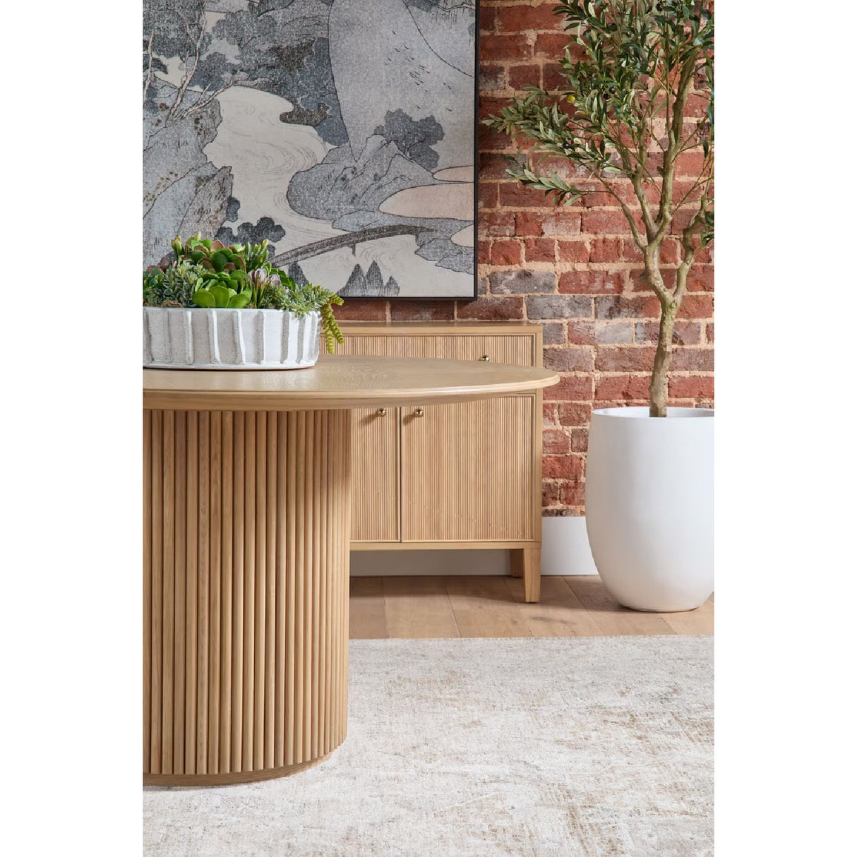 Round Natural Oak Dining Table | Oroa.com