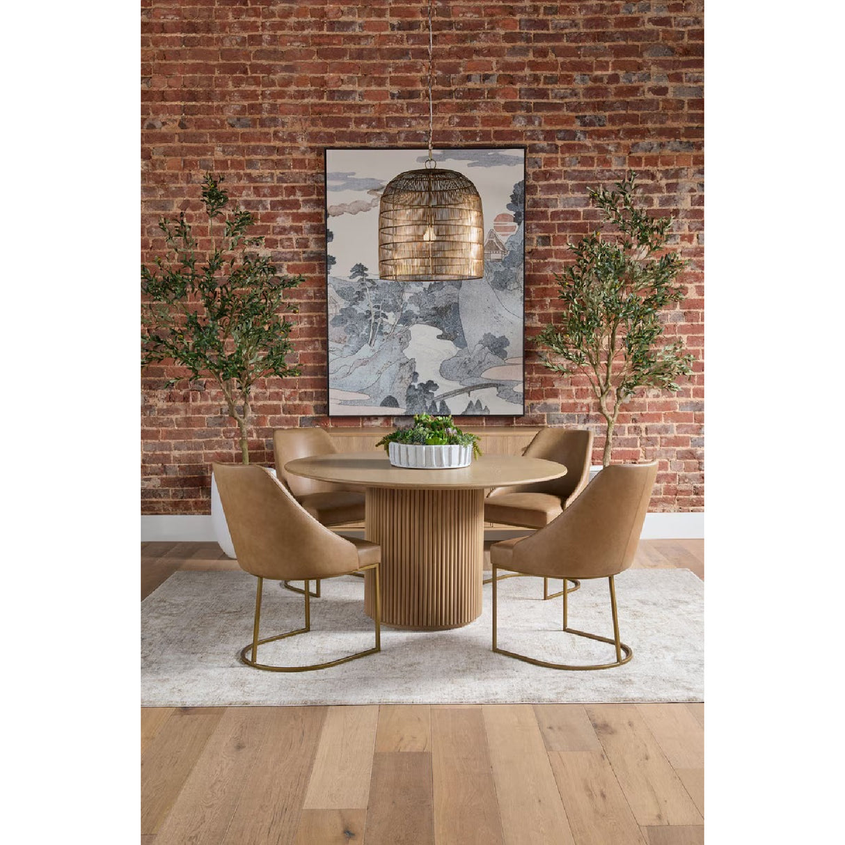Round Natural Oak Dining Table | Oroa.com