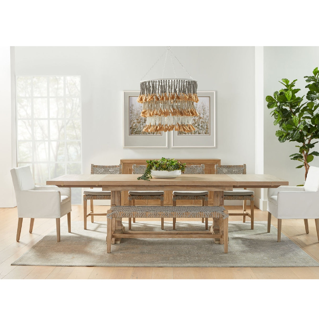 Acacia Extendable Dining Table | Oroa.com