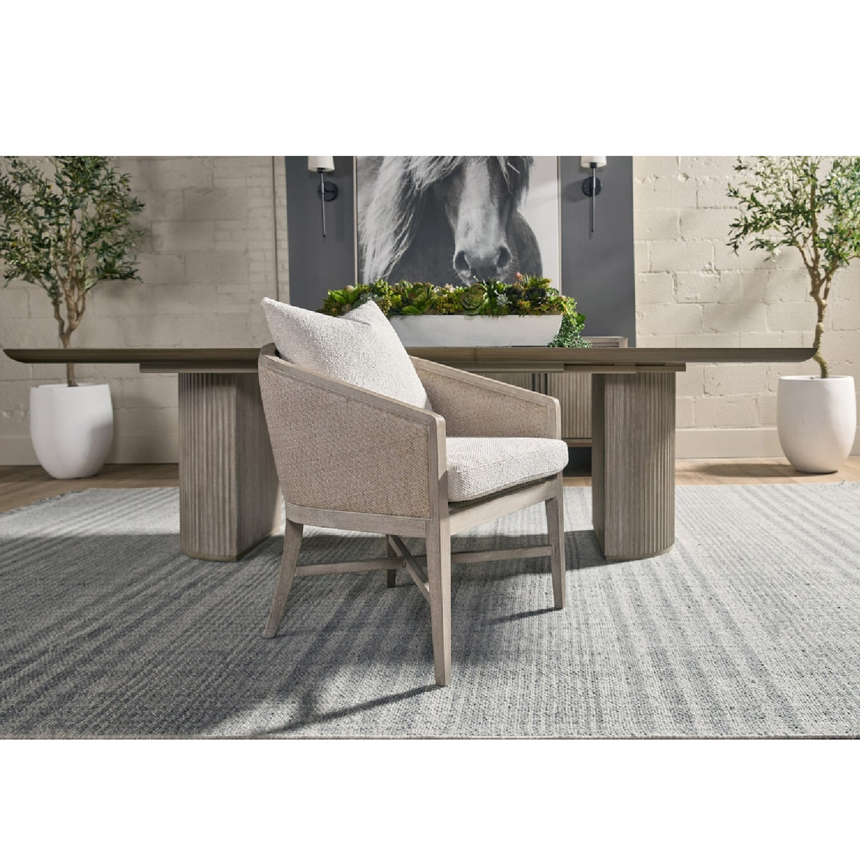 Gray Acacia Extendable Dining Table | Oroa.com