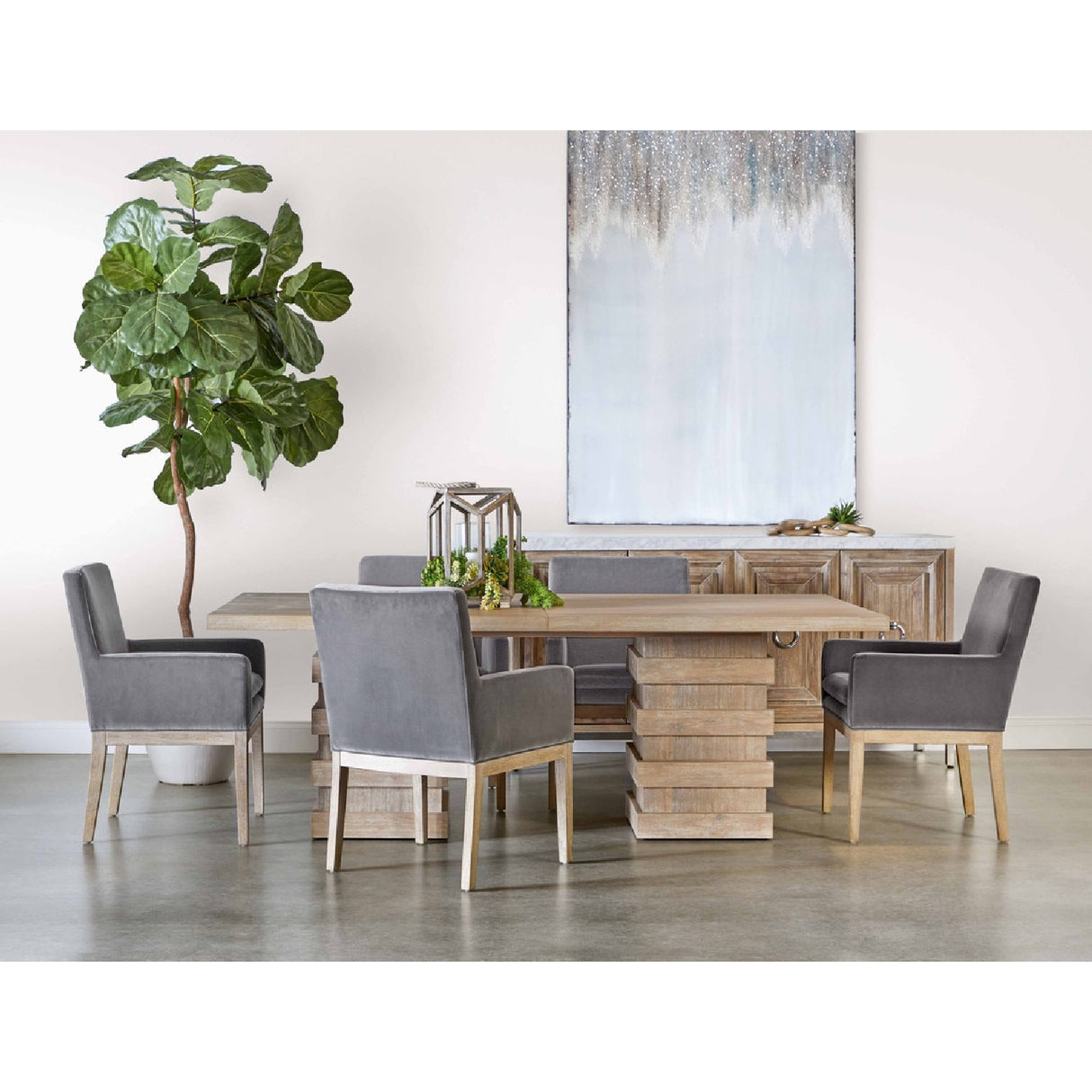 Extendable Acacia Dining Table | Oroa.com