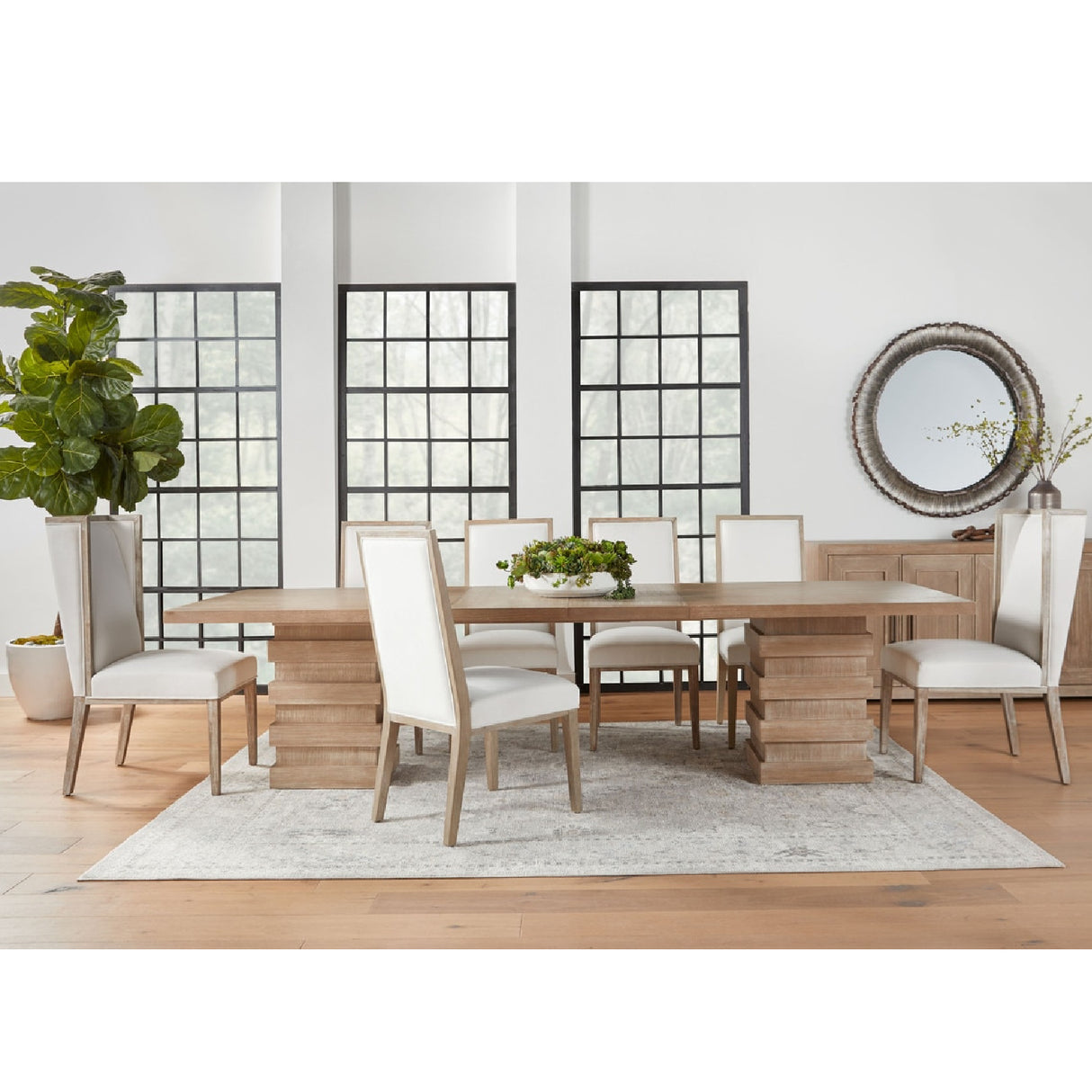 Extendable Acacia Dining Table | Oroa.com