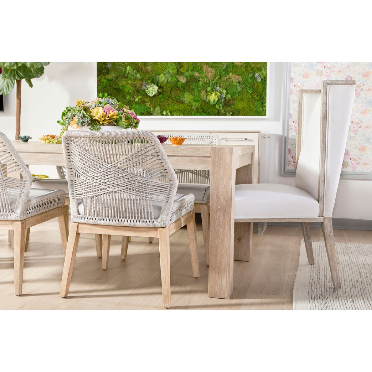 Extendable Oak Dining Table | Oroa.com