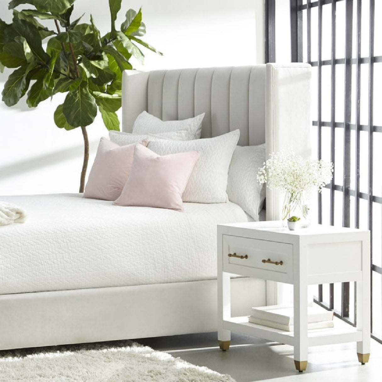 White 1-Drawer Nightstand | Oroa.com