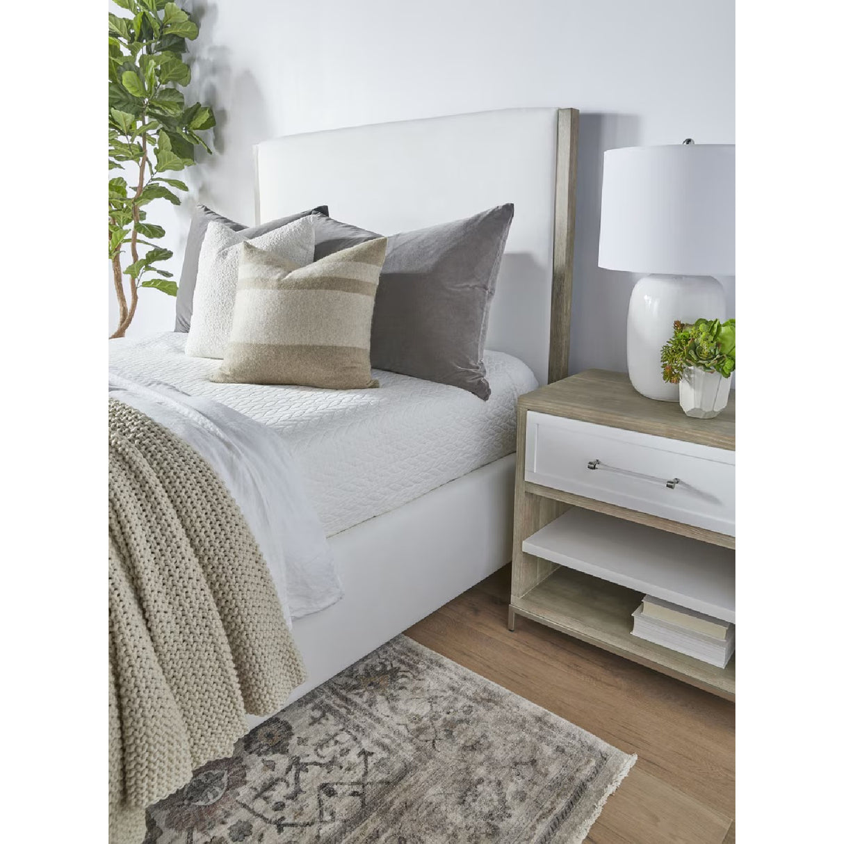 Solid Wood Framed Queen Bed | Oroa.com