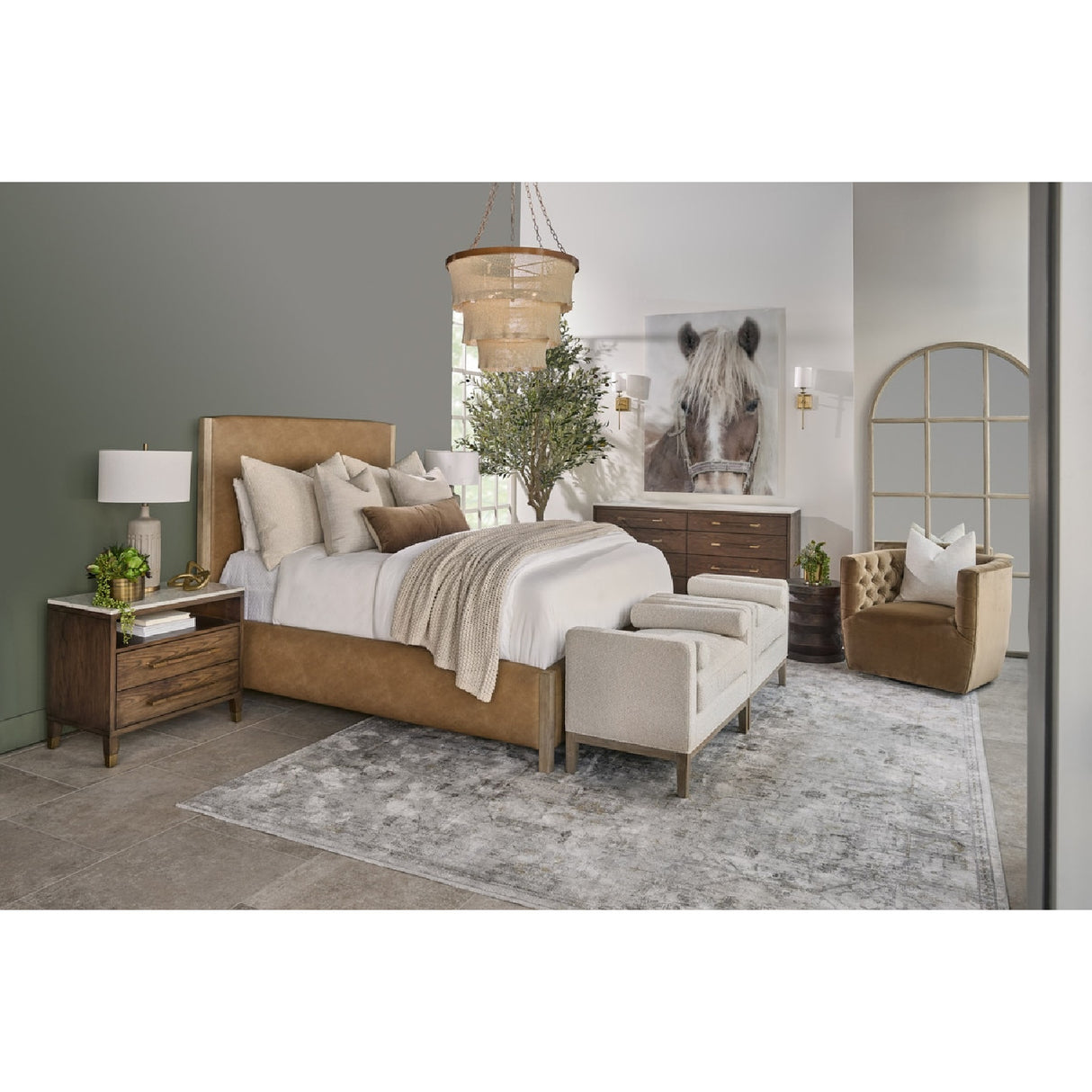 Tufted Back Swivel Club Chair | Oroa.com