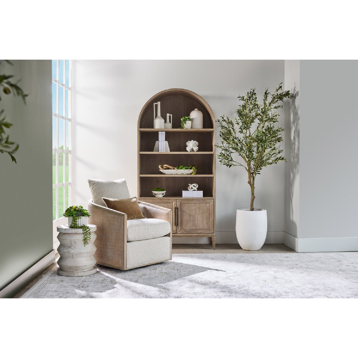 Curved Oak Swivel Club Chair | Oroa.com