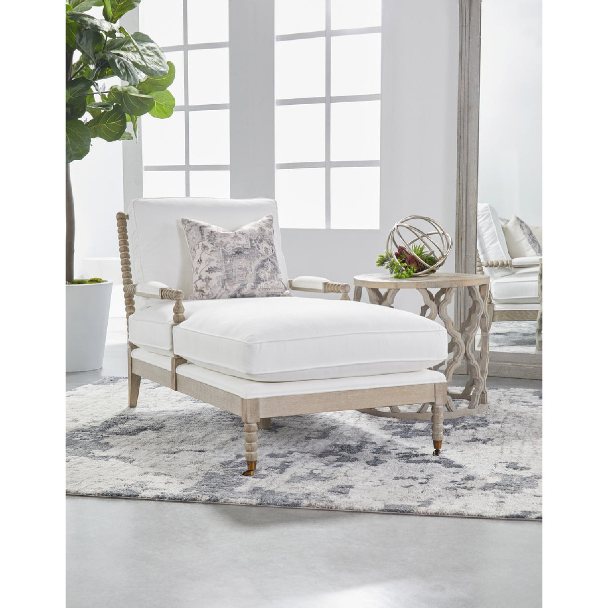 Gray Oak Chaise Lounge | Oroa.com