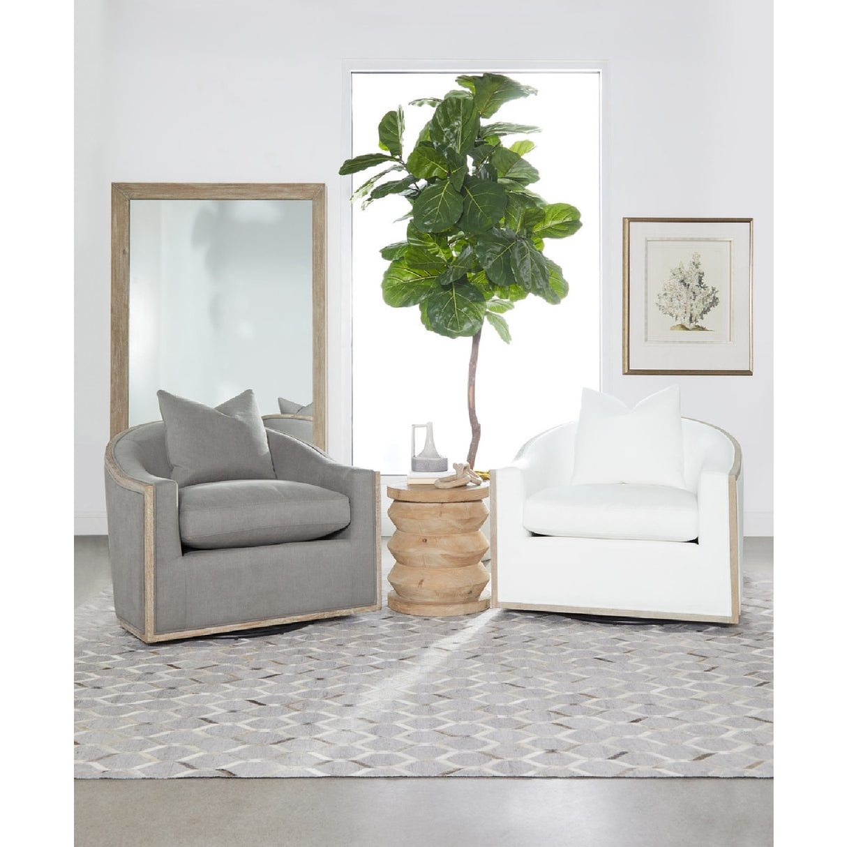 Cushioned Oak Swivel Club Chair | Oroa.com