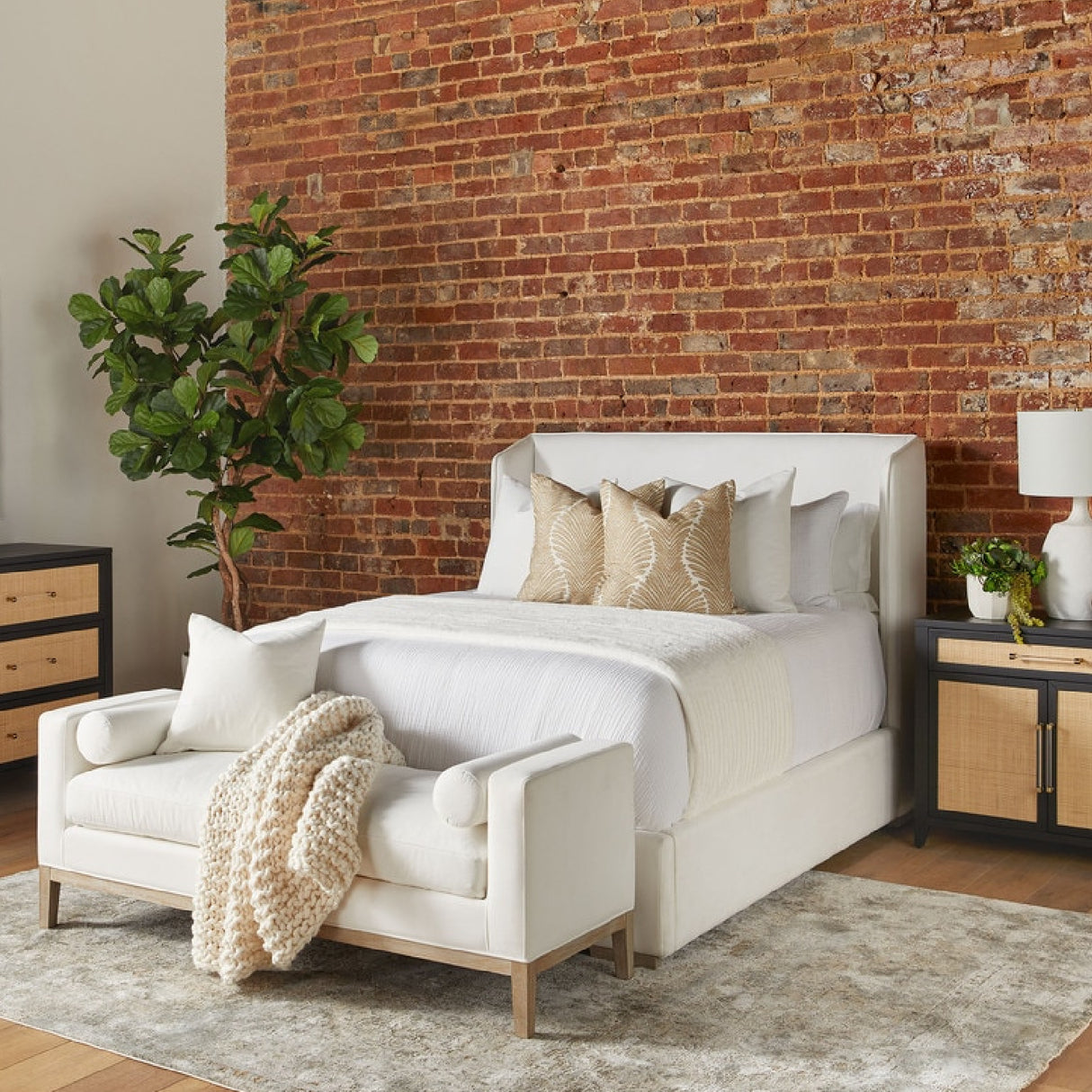 White Upholstered Bench | Oroa.com