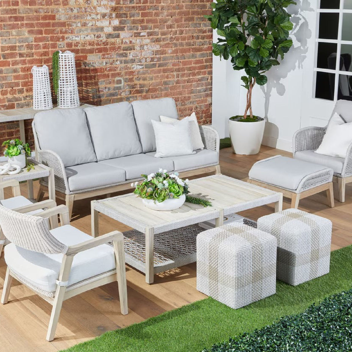 Slatted Teak Outdoor Coffee Table | Oroa.com