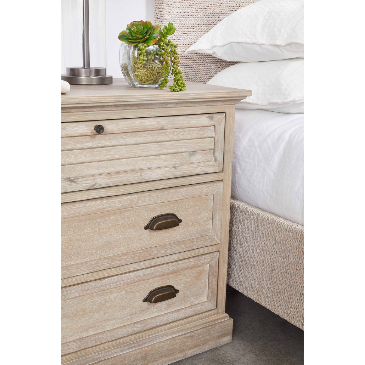 Whitewashed Abaca Rope Bed | Oroa.com