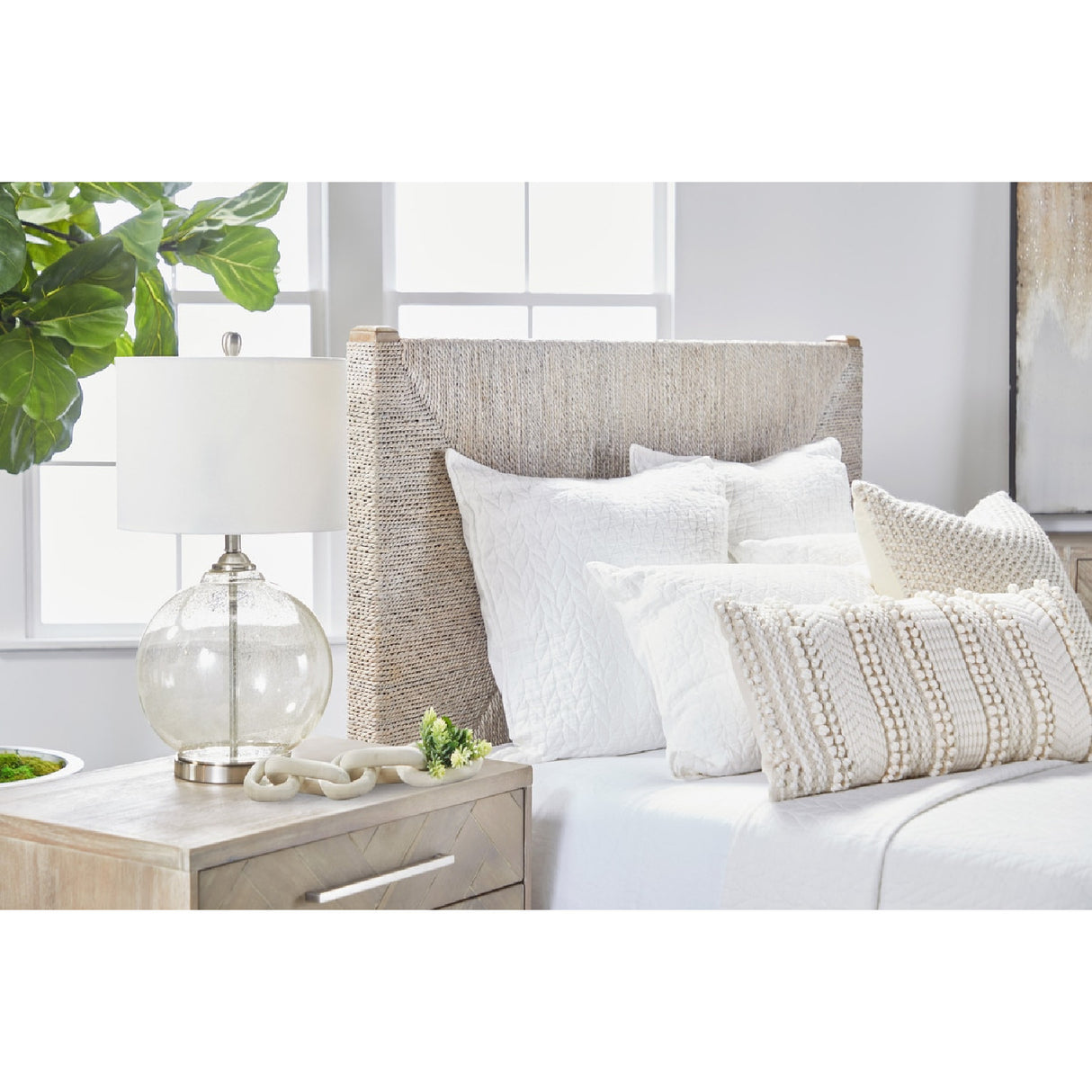 Whitewashed Abaca Rope Bed | Oroa.com