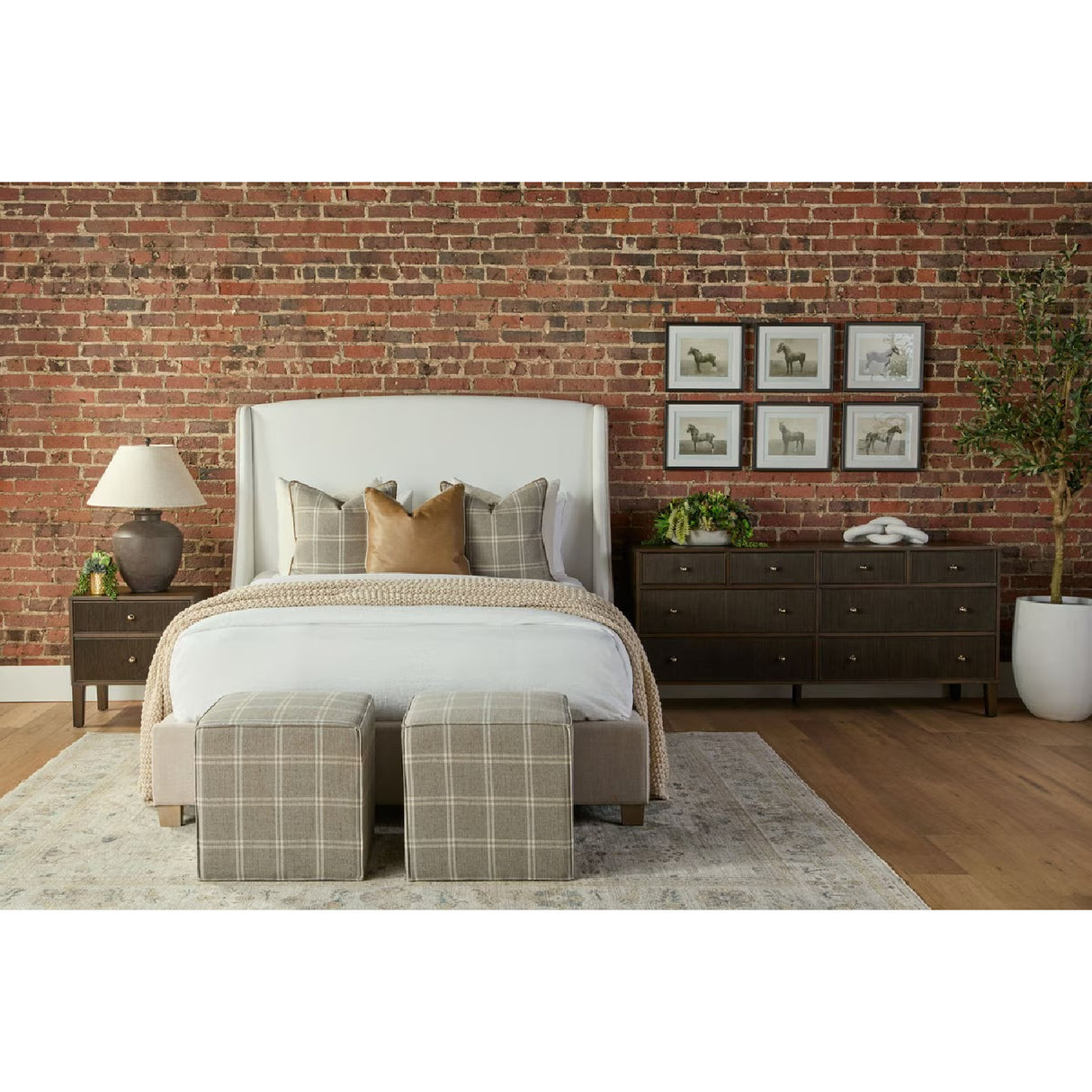Beige Fabric Bed | Oroa.com