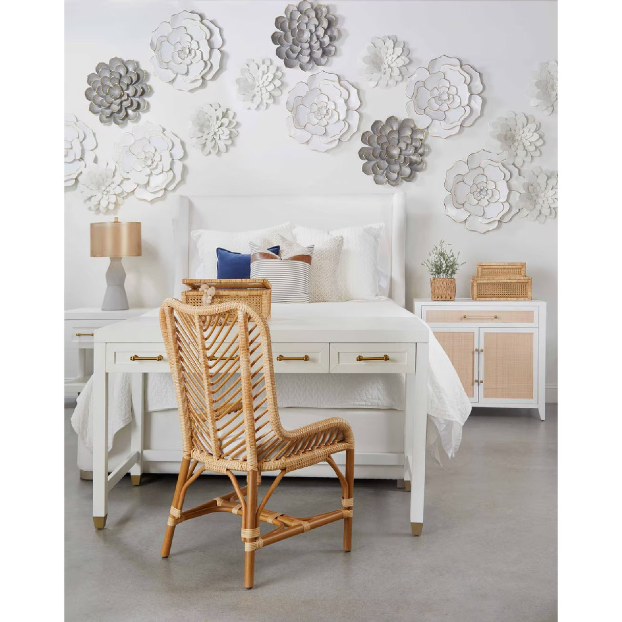 Wing-Shaped Headboard Queen Bed | Oroa.com