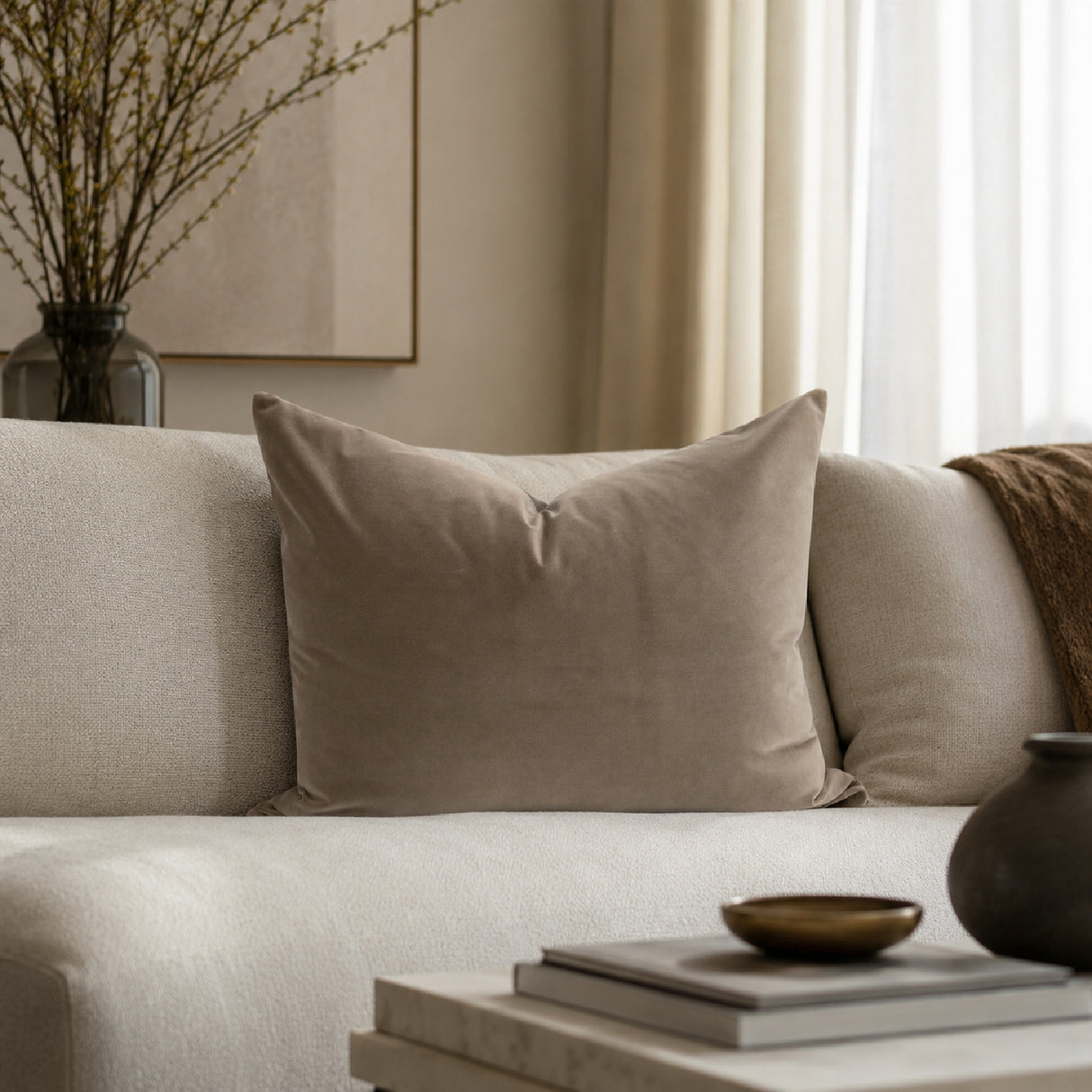 Minimalist Dutch Pillows (2) | Oroa.com