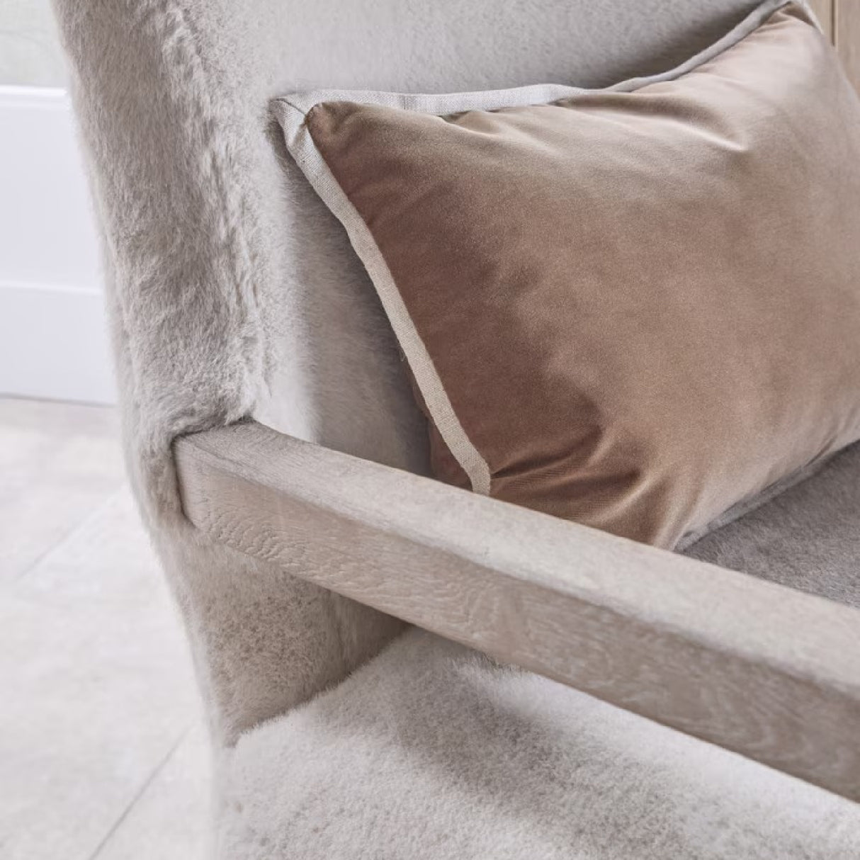Brown Velvet Lumbar Pillows (2) | Oroa.com