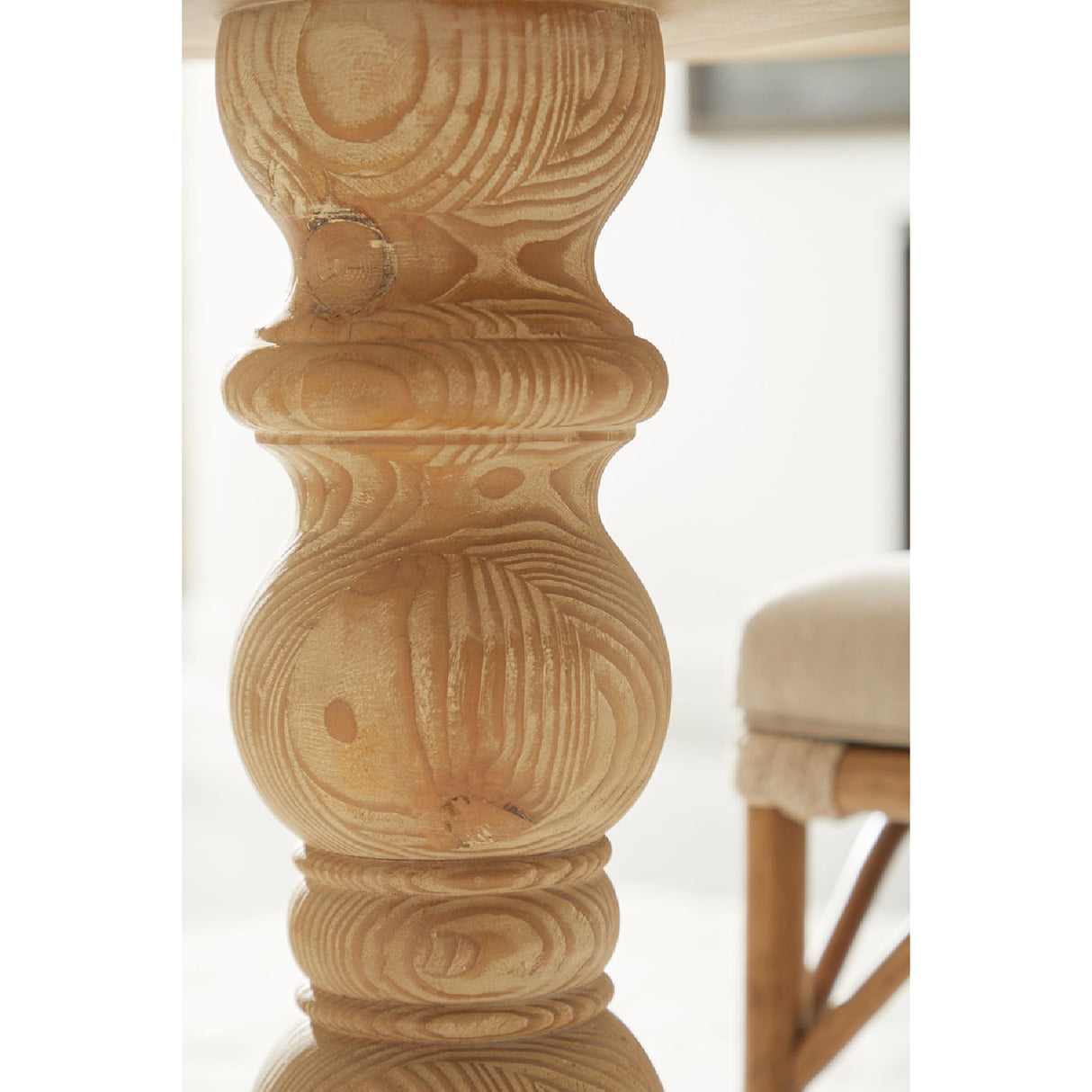 Gray Pine Round Dining Table | Oroa.com