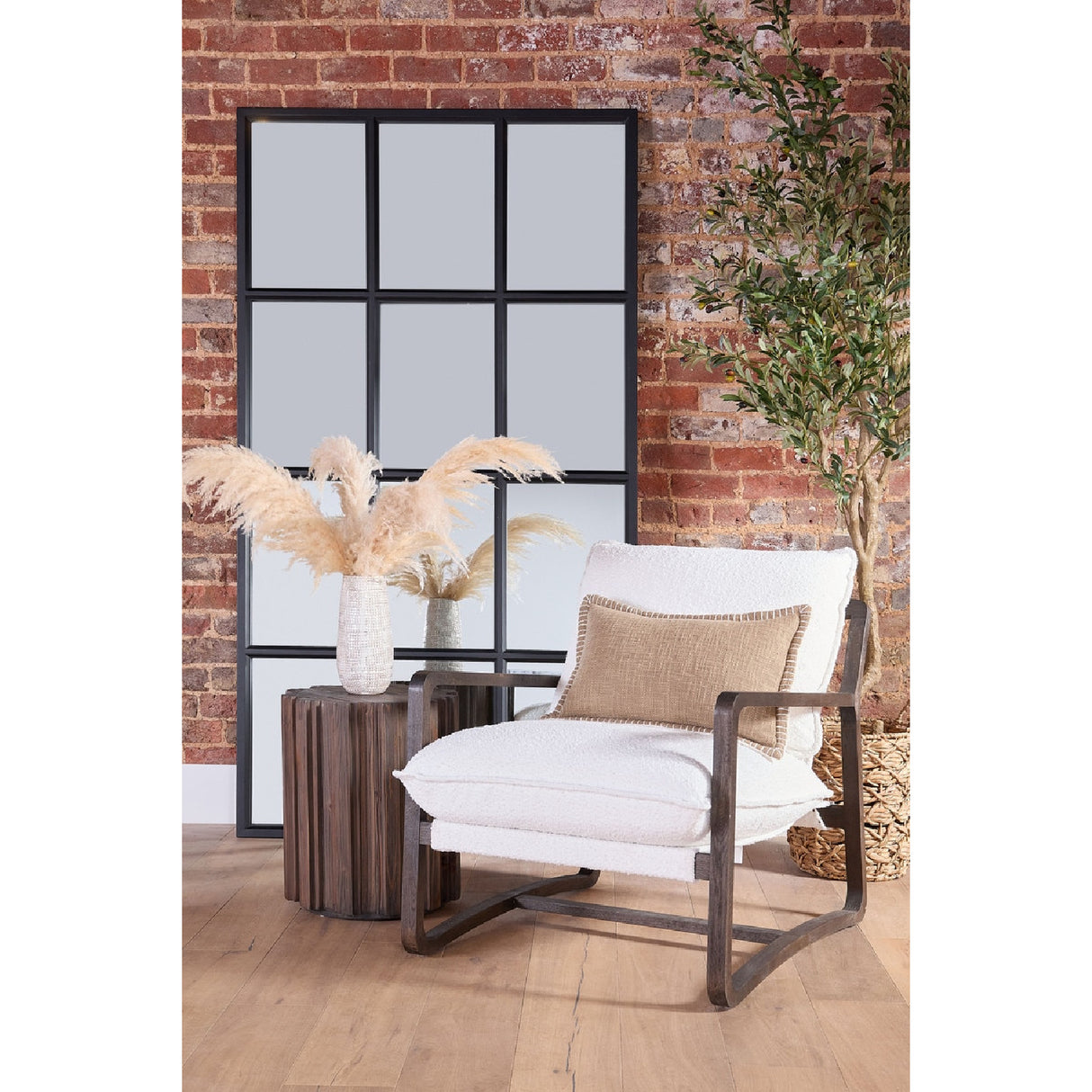 Fluted Pine Accent Table | Oroa.com