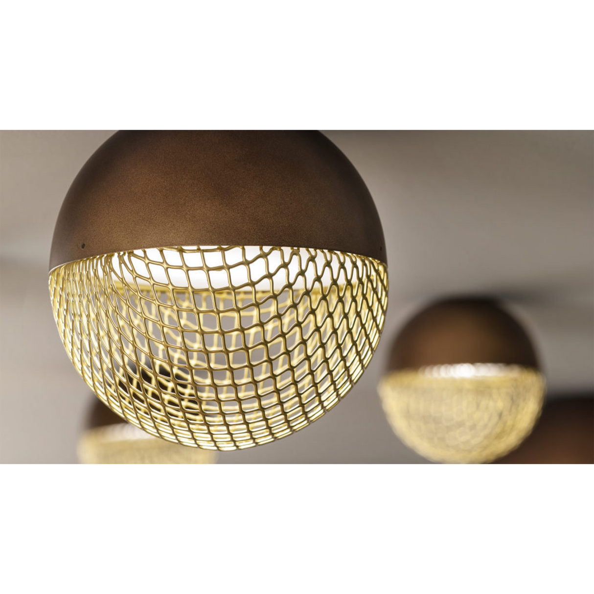 Metal Mesh Sphere Ceiling Lamp | Masiero Iglù | Oroa.com