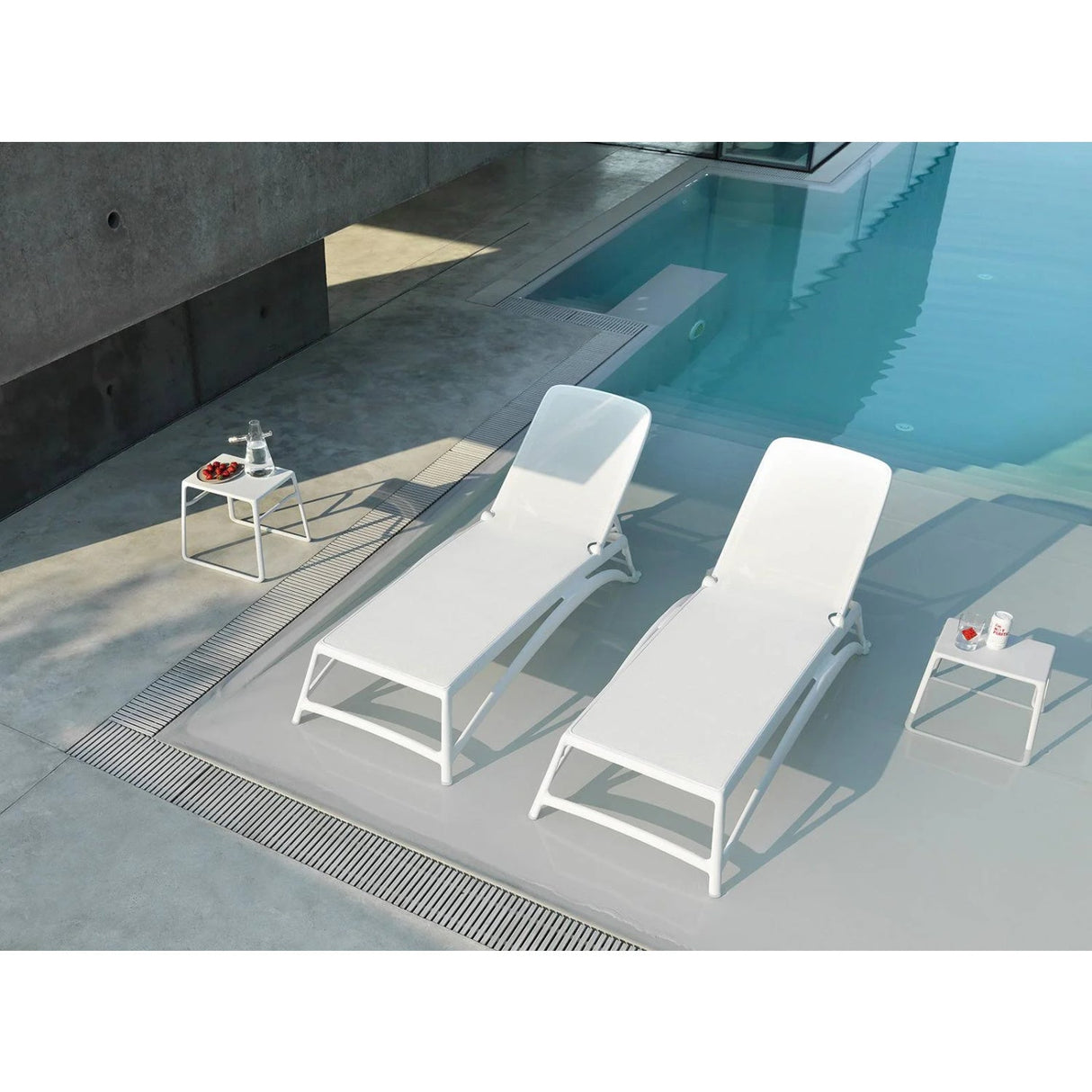 Outdoor Side Table with Tray | Oroa.com